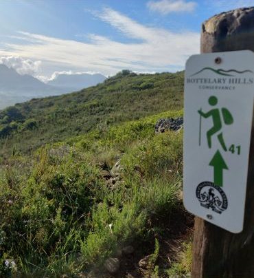 KOOPMANSKLOOF GUIDED HIKE AND WINE TASTING (Saturday, 26 October)